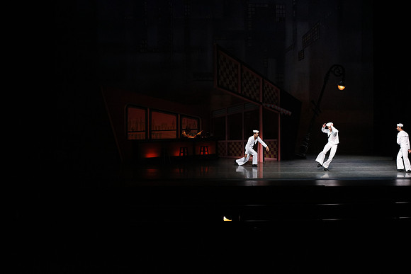 20151022_MCB_Fancy_Free_Warmup_Stage_Arsht_75A5312