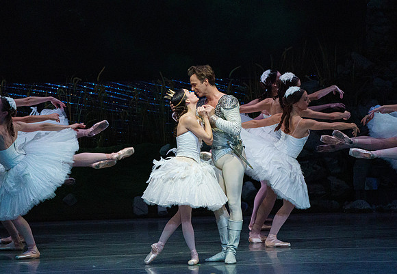 Swan Lake 2 Cast  for Amber double cheque it Tricia 1120