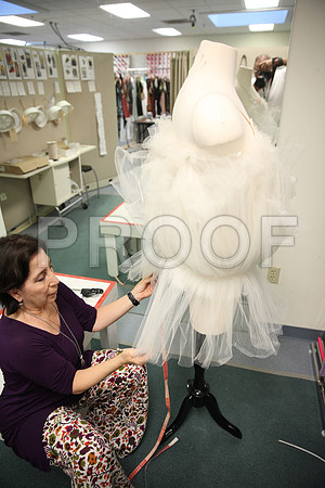 20150901_Fitting_Swan_Lake_Wardrobe_IMG_6246
