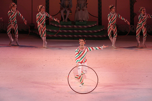20141229_Nutcracker_WPB_Hoops_CG3P1474