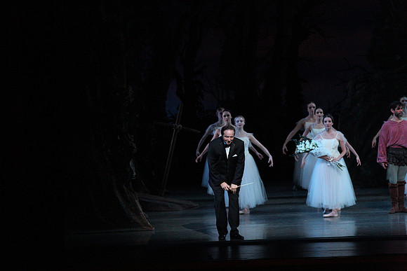 20161021_MCB_Giselle_Act2_Preformance_Arsht_9C7C0108
