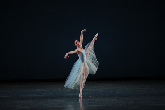 20170114_Serenade_Preformance_Tricia_Jeanette_Emily_Saturday_MCB_9C7C0106
