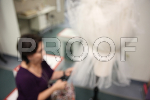 20150901_Fitting_Swan_Lake_Wardrobe_IMG_6250