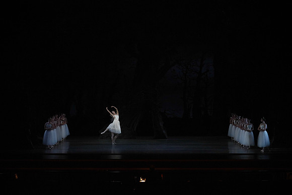 20161020_MCB_Giselle_Act1_DRSH_75A1561