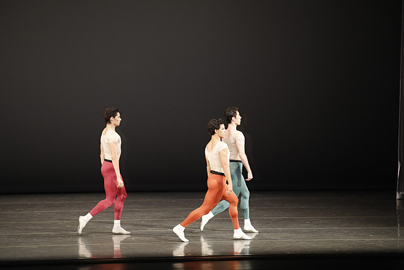20170113_Glass_Pieces_Akhnaten_PR_MCB_Arsht_73A0686