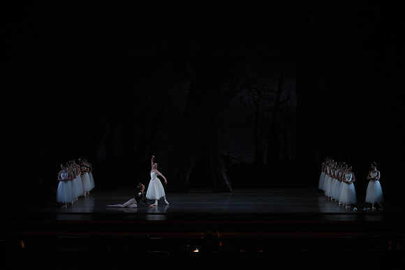 20161020_MCB_Giselle_Act1_DRSH_75A1823