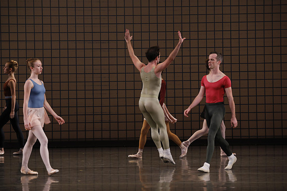 20170113_Glass_Pieces_no Makeup_DR_MCB_Arsht__73A0464