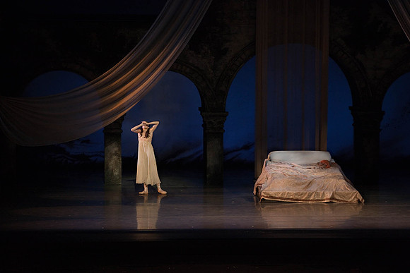 5029_DG_Miami_City_Ballet_Romeo_and_Juliet_Broward_center_20115029_DG_Miami_City_Ballet_Romeo_and_Juliet_Broward_center_2011IMG_1433