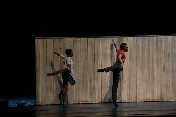 20170223_Alvin_Ailey_Walking_Mad_PR_Closeup_G3P1481