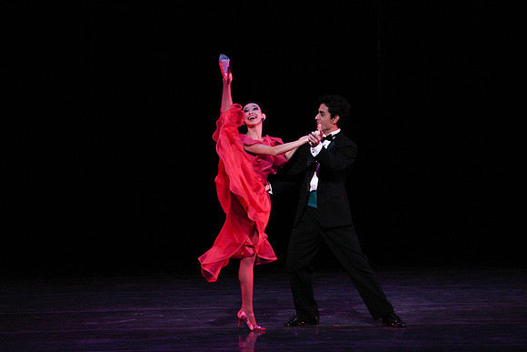 20150108_MCB_9_Sinatra_Dress_Hear_the_Dance_CG3P1511