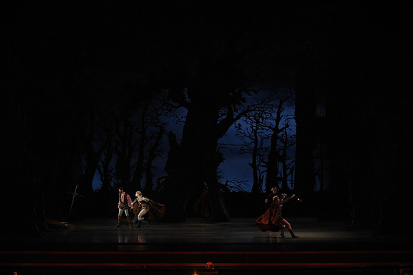 20161020_MCB_Giselle_Act1_DRSH_75A0053