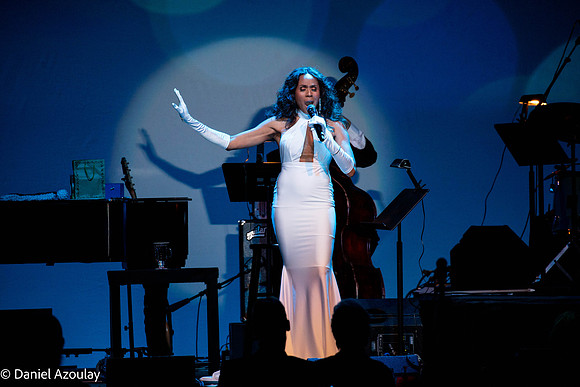 20201219_Deborah_Cox_9C7C3898