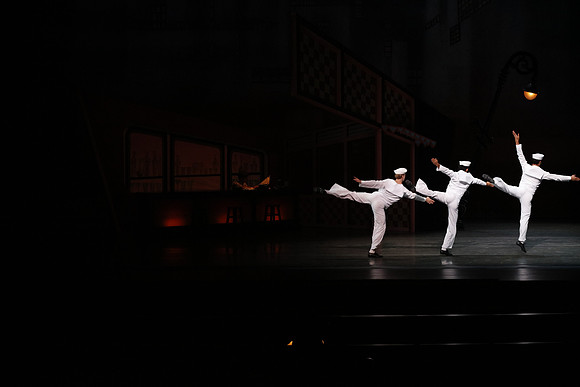 20151022_MCB_Fancy_Free_Warmup_Stage_Arsht_75A5318