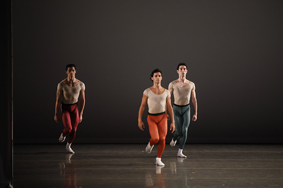 20170113_Glass_Pieces_Akhnaten_PR_MCB_Arsht_73A0719
