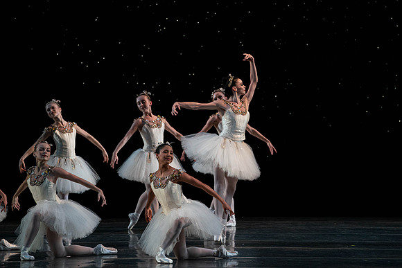 20220317_Dimonds_Dress Rehearsal_DSC1422