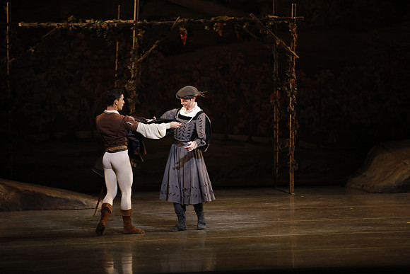 20161023_MCB_Giselle_Act1_3Cast_Jennifer_Laurent_Arsht__73A1421