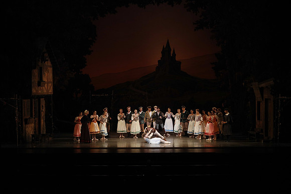 20161020_MCB_Giselle_Act1_DRSH_75A0019