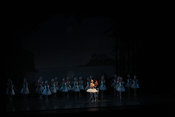 20151025_MCB_Swan_Lake_2Cast_Arsht_IMG_1503