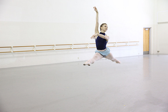 20150312_MCB_Raymonda_Variations_Studio_Lopez_Roma_9C7C7244