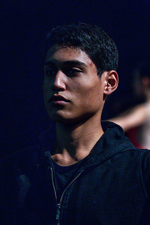 20091019_8000_DG_MCB_ZIff_Theatre_warm-up_10202011_AL1B9459_Keyworded