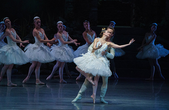 Swan Lake 2 Cast  for Amber double cheque it Tricia 1271