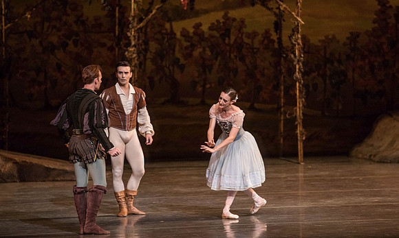 20161022_MCB_Giselle_Act1_2Cast_Tricia_Arsht_Arsht_73A6021