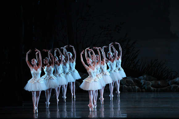 20151022_MCB_Swan_Lake_DR_Arsht_IMG_8353
