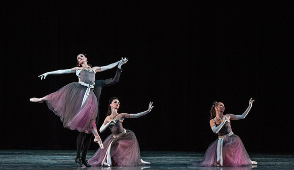 20180405_La Valse_Balanchine_Ravel__73A4514