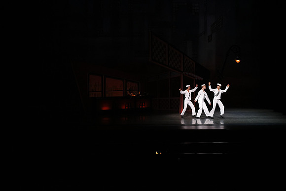 20151022_MCB_Fancy_Free_Warmup_Stage_Arsht_75A5294