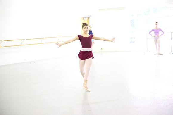 20150312_MCB_Raymonda_Variations_Studio_Lopez_Roma_9C7C7190