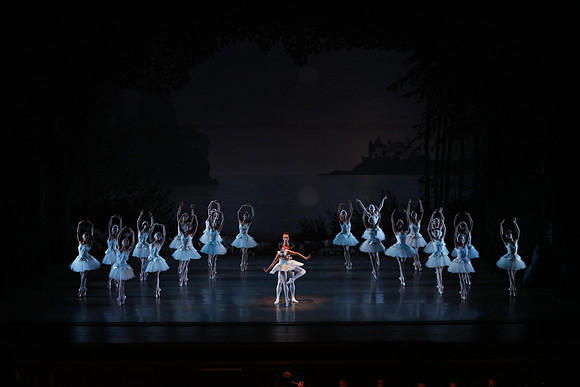 20151022_MCB_Swan_Lake_DR_WD_Arsht__75A7648