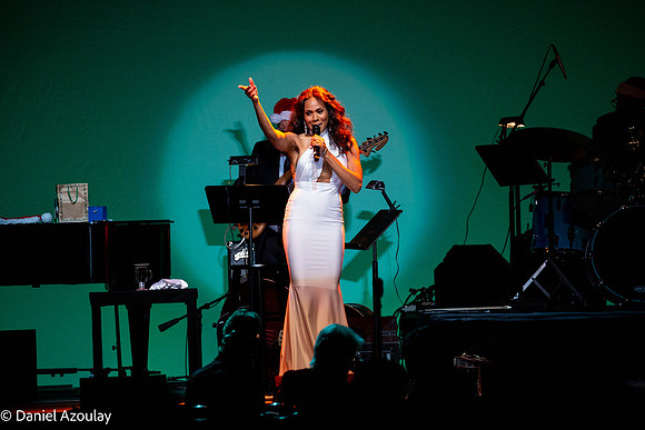 20201219_Deborah_Cox_9C7C3958