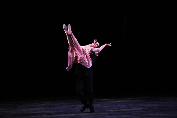 20150108_MCB_9_Sinatra_Dress_Hear_the_Dance_CG3P0733