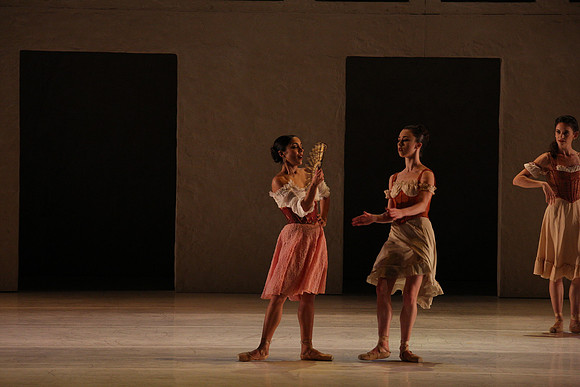 20150212_Carmen_Dress_Reh_9C7C1723