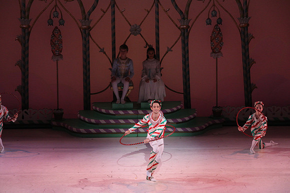 20141229_Nutcracker_WPB_Hoops_CG3P1385