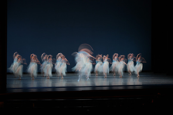 20170113_Seranade_Motion_Blur_PR_9C7C0279