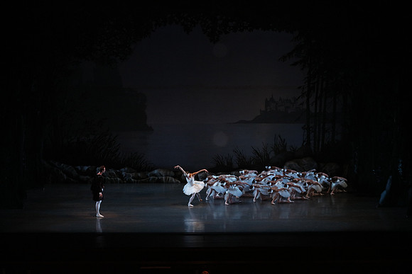 20151022_MCB_Swan_Lake_DR_WD_Arsht__75A6879