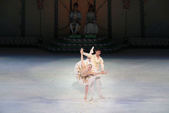 20141229_Nutcracker_WPB_PasDeDeux_CG3P3024