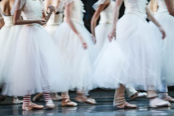 20161020_MCB_Giselle_2Cast_Act2_no Makeup_DRDA_Arsht_73A1449