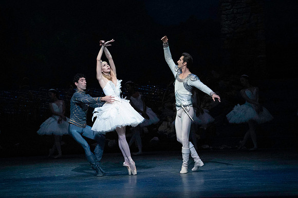 20240417_Swan_Lake_Act 4_2_Cast_DSC3032.ARW