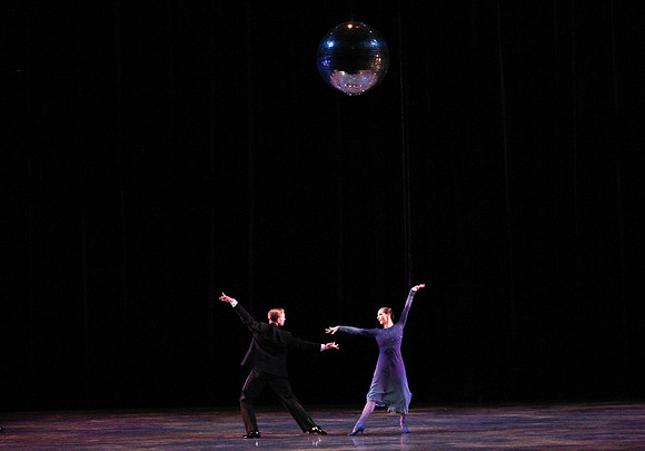 20150108_MCB_9_Sinatra_Dress_Hear_the_Dance_9C7C1588