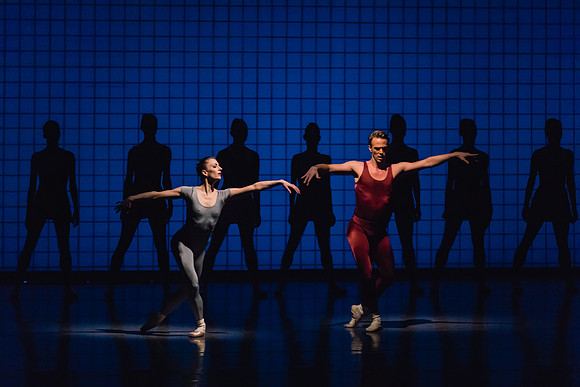 20170113_Glass_pieces_Facades_Simone_PR_MCB_Arsht__73A0362