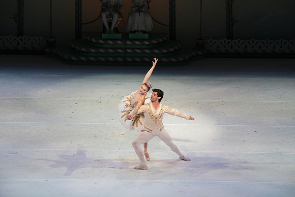 20141229_Nutcracker_WPB_PasDeDeux_CG3P2917