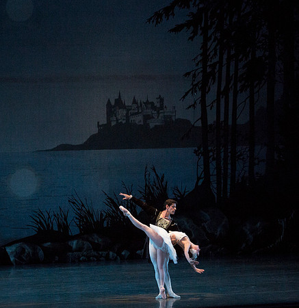 20151025_MCB_Swan_Lake_2Cast_Arsht_IMG_7817