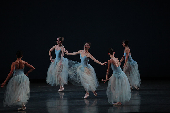 20170114_Serenade_Preformance_Tricia_Jeanette_Emily_Saturday_MCB_9C7C0096