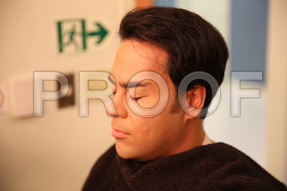 20150226_The_Pearl_Fisher_Backstage_Makeup_9C7C0401