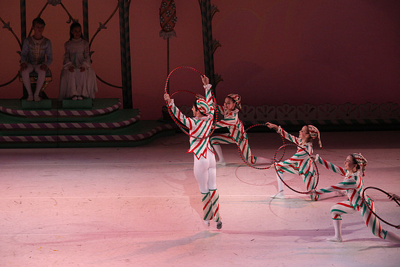 20141229_Nutcracker_WPB_Hoops_CG3P1362