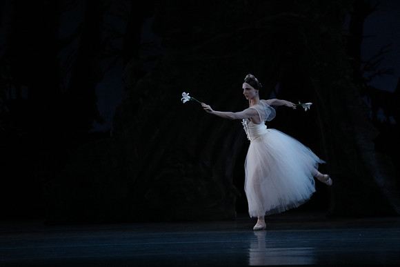 20161020_MCB_Giselle_Act2_DRDA_Arsht_73A6061