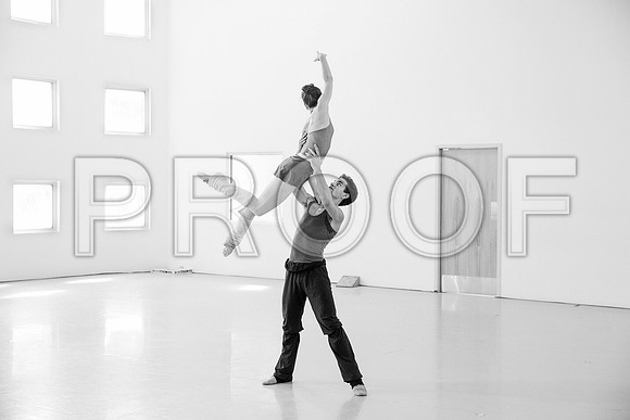 20131213__C7C165 BW