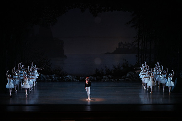20151022_MCB_Swan_Lake_DR_WD_Arsht__75A7140